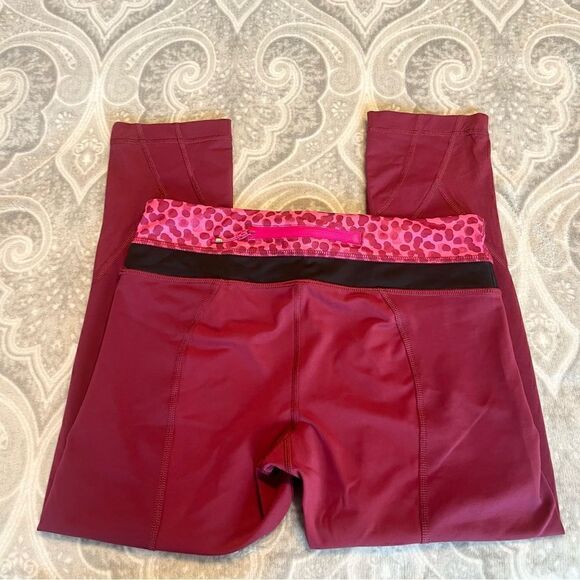 Lululemon Run Inspire Crop II - Picture 4 of 5